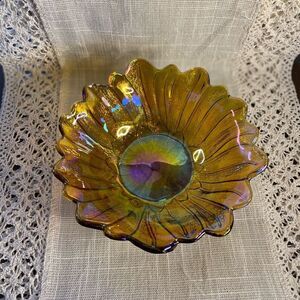 Vintage Iridescent Marigold Indiana Carnival Glass Bowl Sunflower. EUC